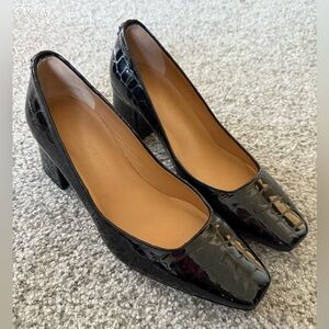 Elegant Black Croc-Embossed Heels